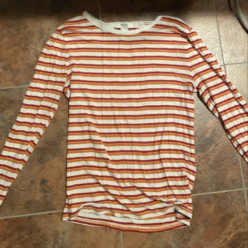 Long sleeve t
